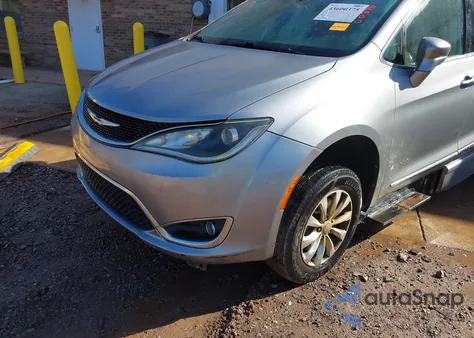 2018 Chrysler Pacifica Touring L from USA, damaged, VIN 2C4RC1BG3JR115584